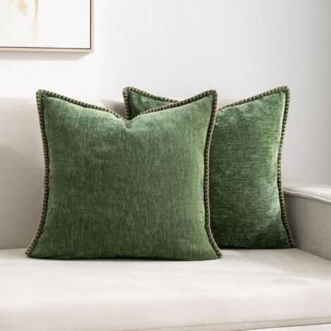Set aus 2 grünen Dekokissenbezügen, 50 x 50 cm, aus weichem Chenille mit genähten Kanten, neutraler Landhausstil, für Bett, Sofa oder Sessel