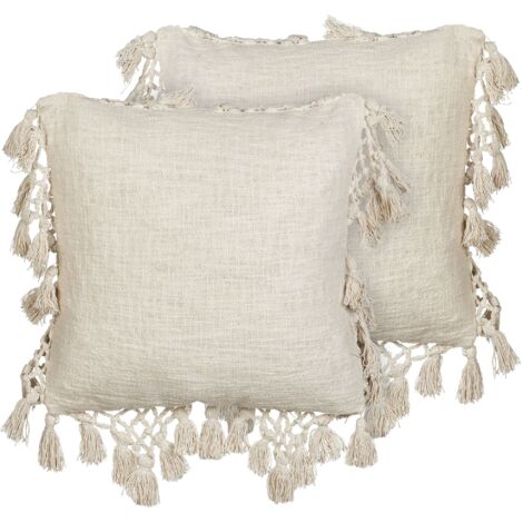Set di 2 cuscini in cotone beige con nappe 45 x 45 cm Olearia