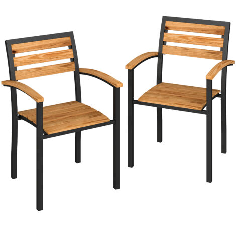 Set di 2 sedie impilabili da esterno in legno con finitura naturale.