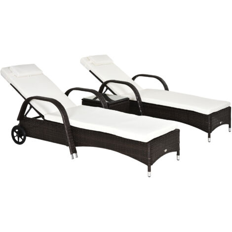 Set di 3 lettini prendisole, 2 lettini da giardino con tavolino laterale, cuscini inclusi, in polyrattan, marrone e bianco crema.