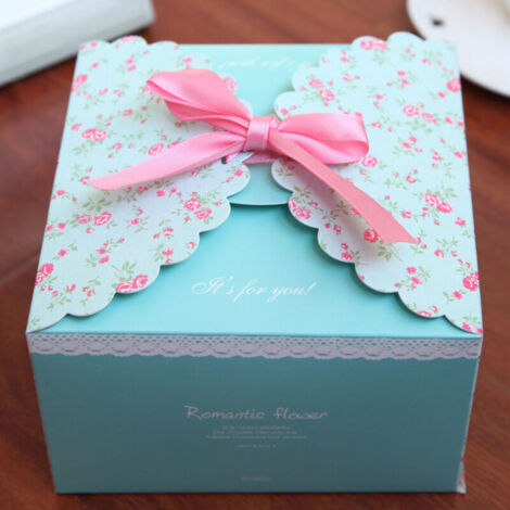Set mit 20 leeren quadratischen Geschenkkartons aus Pappe mit gewelltem Rand und Schleife – 15 x 15 x 9 cm – Kleine Geschenkkartons aus Pappe für Hochzeiten, Partys, handgemachte Seifen und Süßigkeite