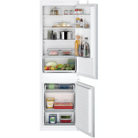 Siemens iQ100 KI86VNSE0. Capacità netta totale: 267 L. Cerniera porta: Destra. Classe climatica: SN-ST, Emissione acustica: 35 dB. Capacità netta frigorifero: 183 L, Luce interna, Numero di ripiani...