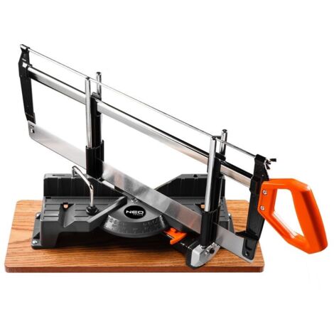 Sierra angular NEO 600 mm: corte preciso, construcción robusta