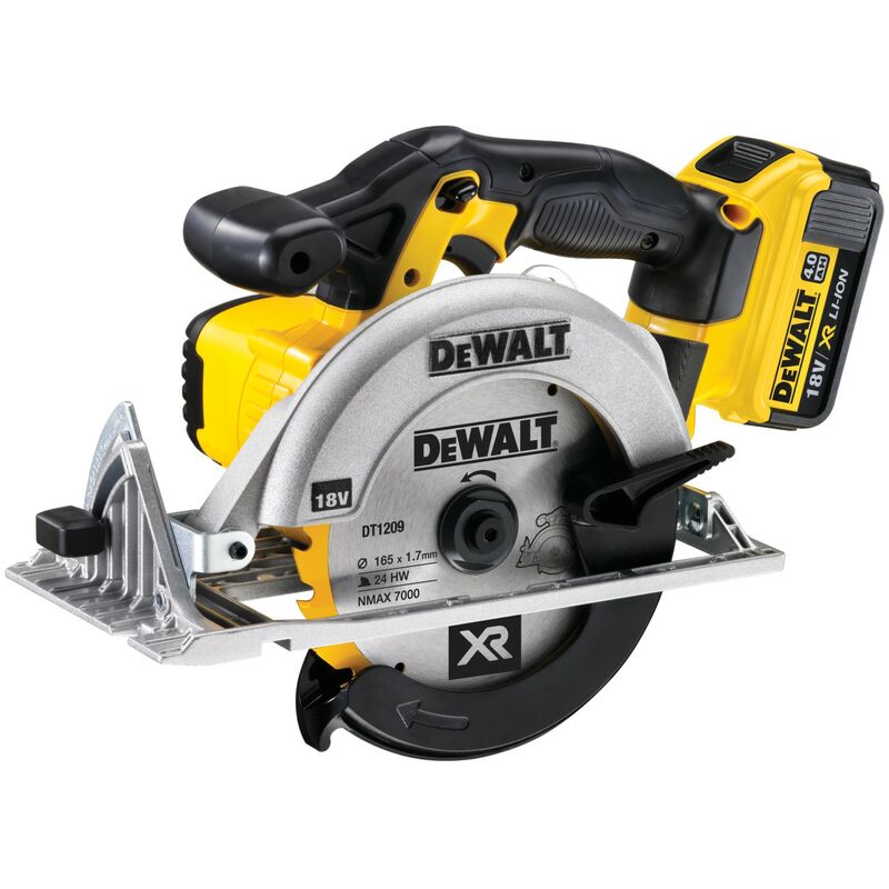 

Dewalt DCS391M2-QW Sierra Circular XR 18V con 2 baterías Li-Ion 4,0Ah - Ø165mm y 55mm prof. con maletín