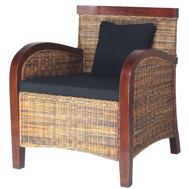 

Sillón de ratán tejido a mano