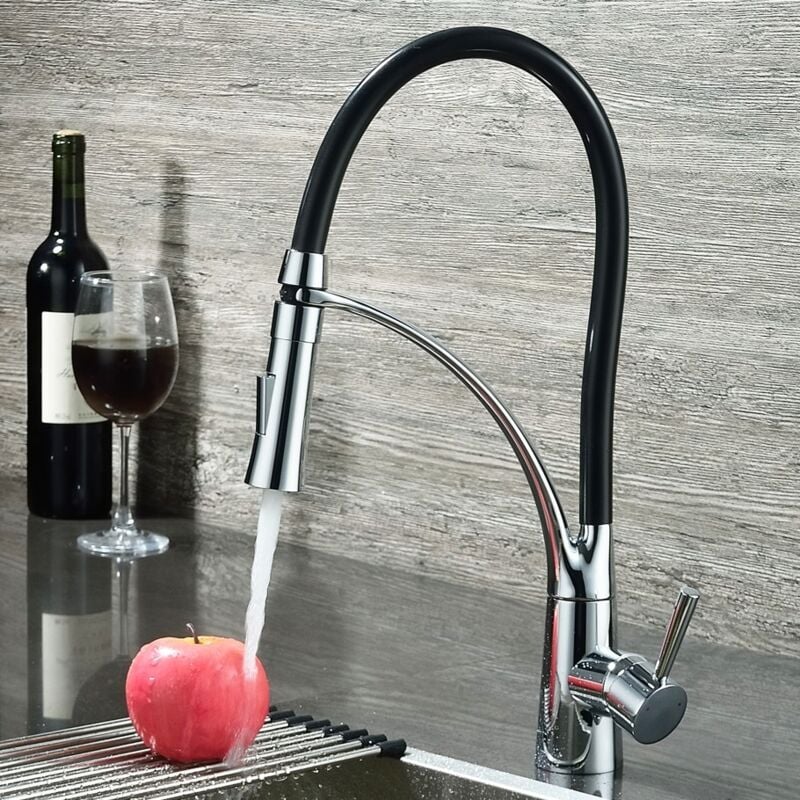 Single lever kitchen faucet with pull-out spout and flexible hose in black and chrome