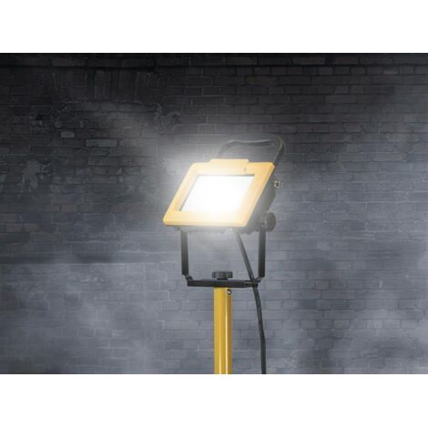 SMD LED Tripod Site Light 35W 240V - FPPSLT35V