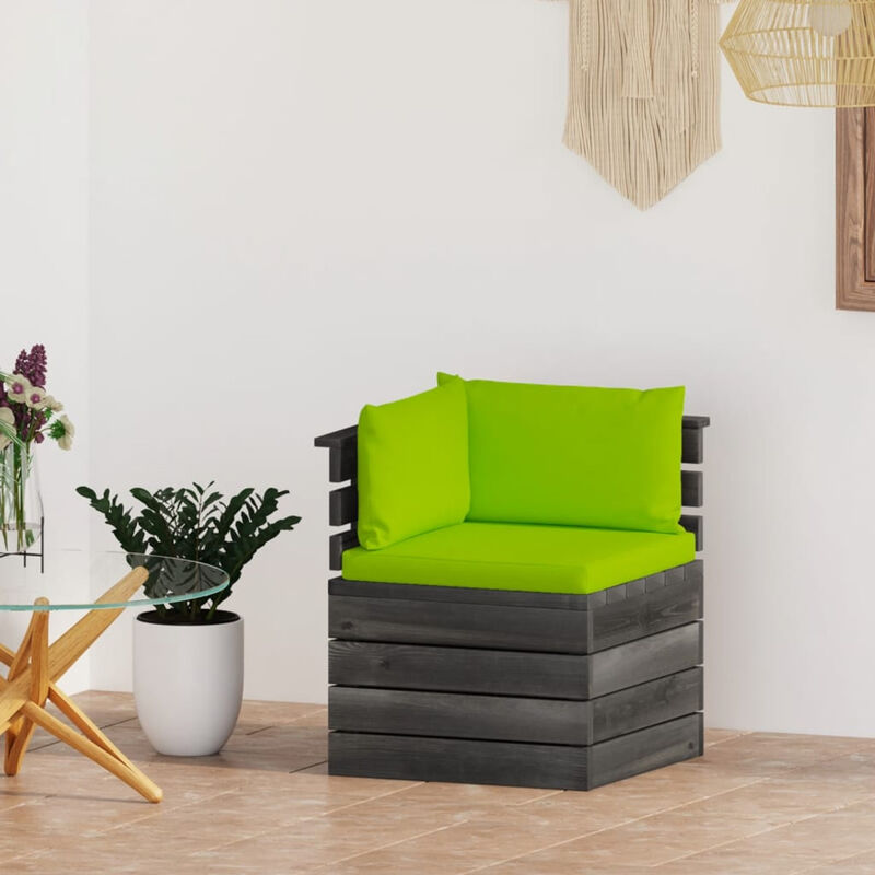 

Sofa esquinero de palets de jardin con cojines madera de pino