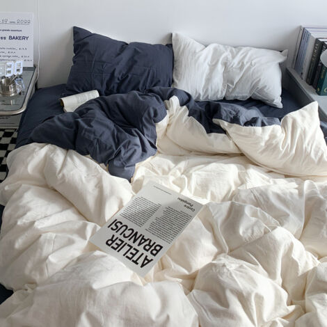 Soft and Comfortable Plain Cotton Bedding Set with Zipper Closure, Modern Style, King Size. Includes: 1 Duvet Cover, 1 Fitted Sheet, and 1 Pillowcase