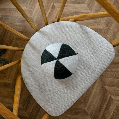 SOFT LOOP Kissen  weiß-grüne kleine Kugel