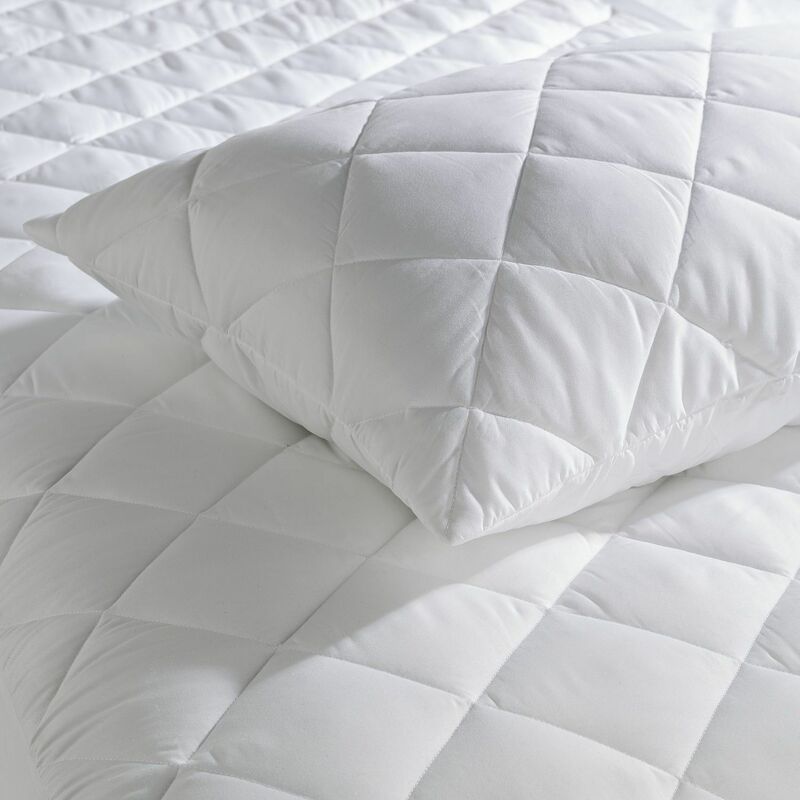 Soft quilted Mattress and/or pillow protector set - King mattress and 2 pillowcases Set