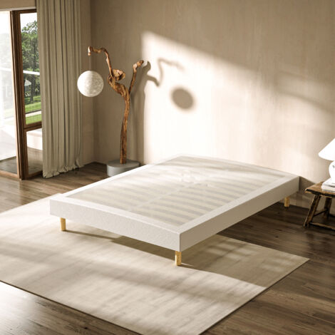 Sommier Tapissier 140x190 cm avec 6 Pieds et 26 lattes, Cadre de Lit pour deux places, Sommiers à Lattes en Bois