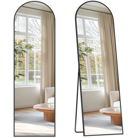 Songmics – Miroir sur pied arqué 150 x 40 cm – Cadre en aluminium noir – Verre trempé résistant – Prêt à poser pour chambre, salon, dressing