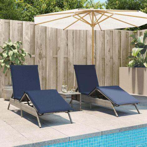 Sonnenliegen 2 Stk. mit Tisch Grau Poly Rattan vidaXL