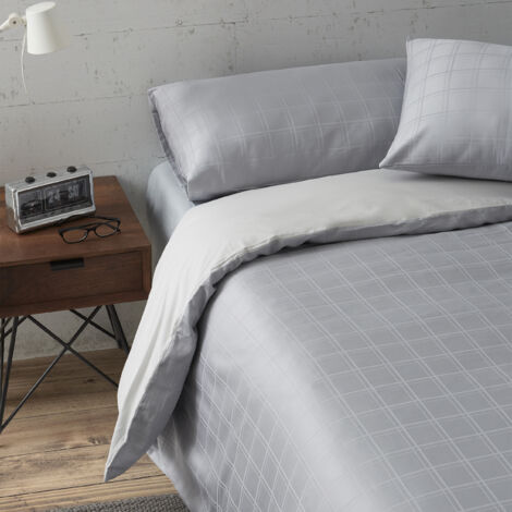 Sophia. Conjunto de funda nórdica y funda(s) de almohada de percal color acero. Cama de 150 (2 alm) cm. 3 piezas