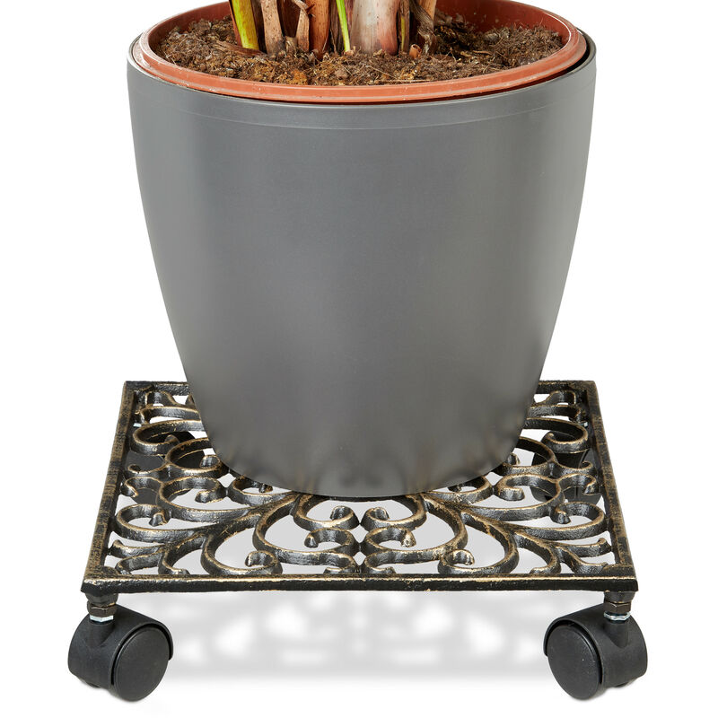 

– Soporte cuadrado con ruedas para plantas hecho de hierro fundido resistente a la intemperie con medidas 7,5 x 27,5 x 27,5 cm y peso 1,6 Kg, color