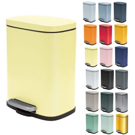 Spirella - Pattumiera da Bagno a Pedale in Acciaio Inox Akira - Chiusura Ammortizzata Easy-Close, Rivestimento Anti-Impronte - 21,4 x 17,6 x 30 cm - 5 L - Giallo Opaco