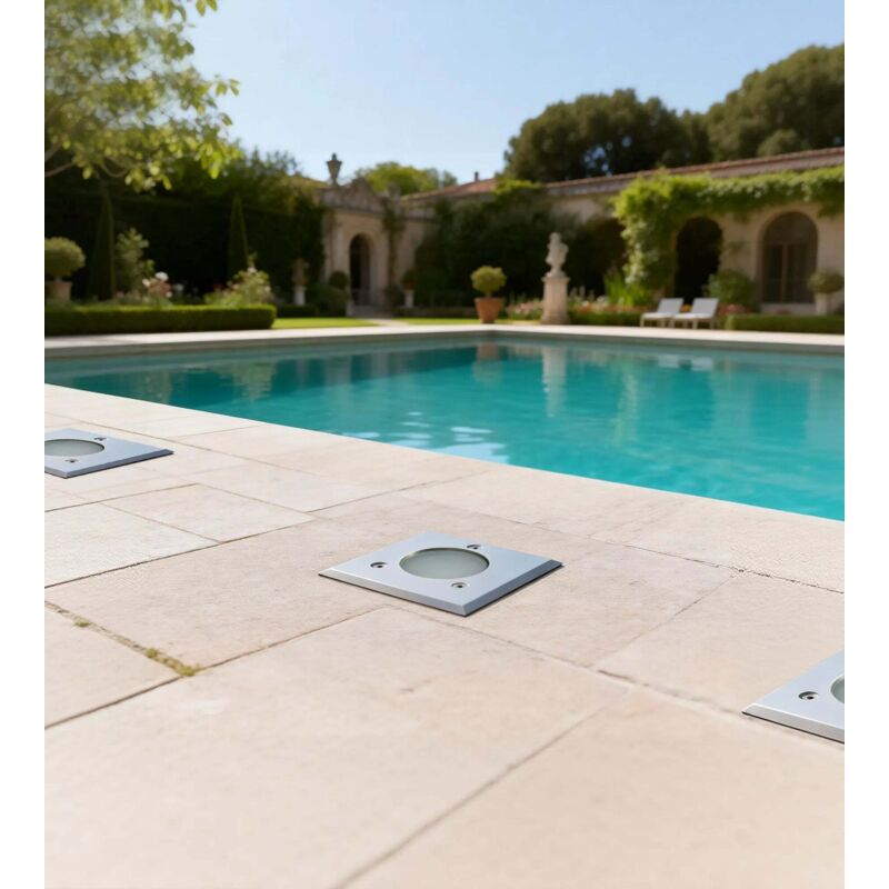 Spot encastrable pour abords de piscine à ampoule interchangeable GU5.3 - 12 Volt - Ø 10 cm Spot encastrable pour abords de piscine à ampoule interchangeable GU5.3 - 12 Volt - Ø 10 cm