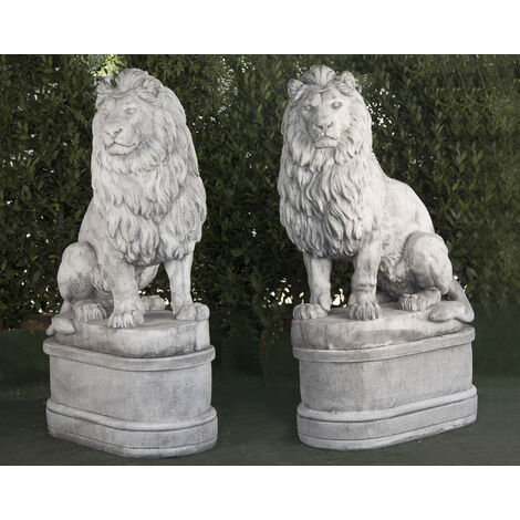 Statue classique en pierre reconstituée Paire de lions 105x50x135cm. Peana 108x53x47cm.