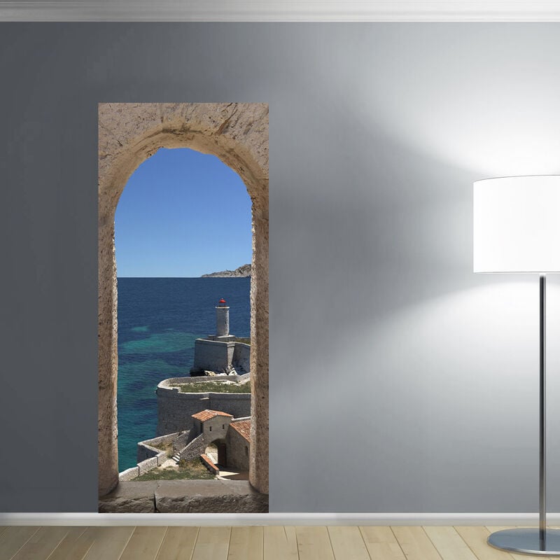 Sticker mural décoratif 83 cm x 204 cm - Vue sur chemin de ronde bord de mer turquoise et fortifications en pierre