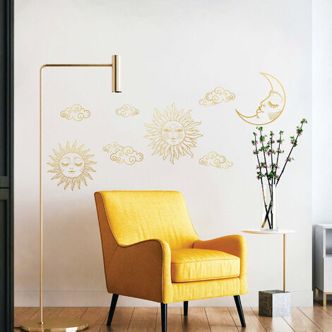 Sticker Mural Décoratif Doré Soleil et Lune Nuages, 68 cm X 48 cm, Illustration Mystique, Décoration Murale Originale et Unique.