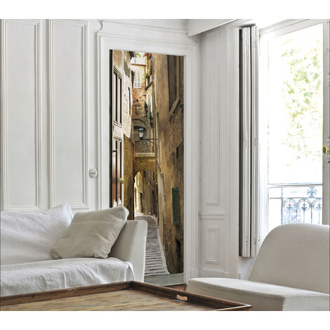 Sticker porte, trompe l'oeil rue piétonne, porte en bois sur une ruelle, 204 cm X 73 cm