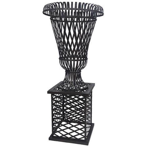 Support plante géant noir 90x90x202cm