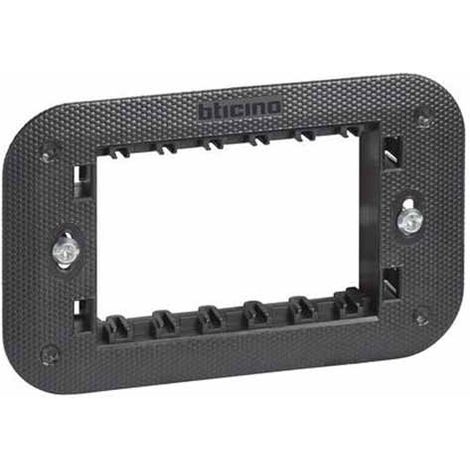 B-TICINO Supporto 3 moduli Bticino Living Now K4703