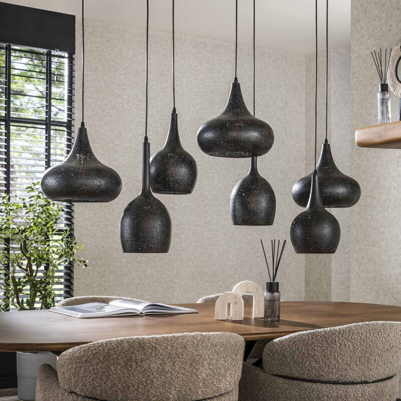 Suspension 7 lampes 135x50x150 cm en métal noir Suspension 7 lampes 135x50x150 cm en métal noir