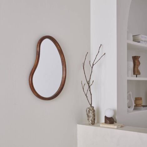 sweeek - Organischer Spiegel aus Tannenholz 65cm