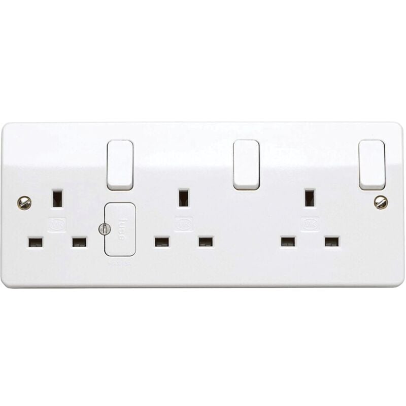 MK - Electric Switched Socket, 3-Gang, Logic Plus K2737 White - White