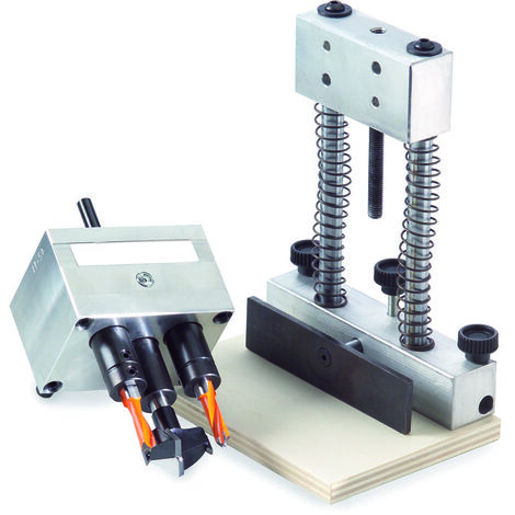 SYSTEME UNIVERSEL POUR LE PERCAGE DE CHARNIERES