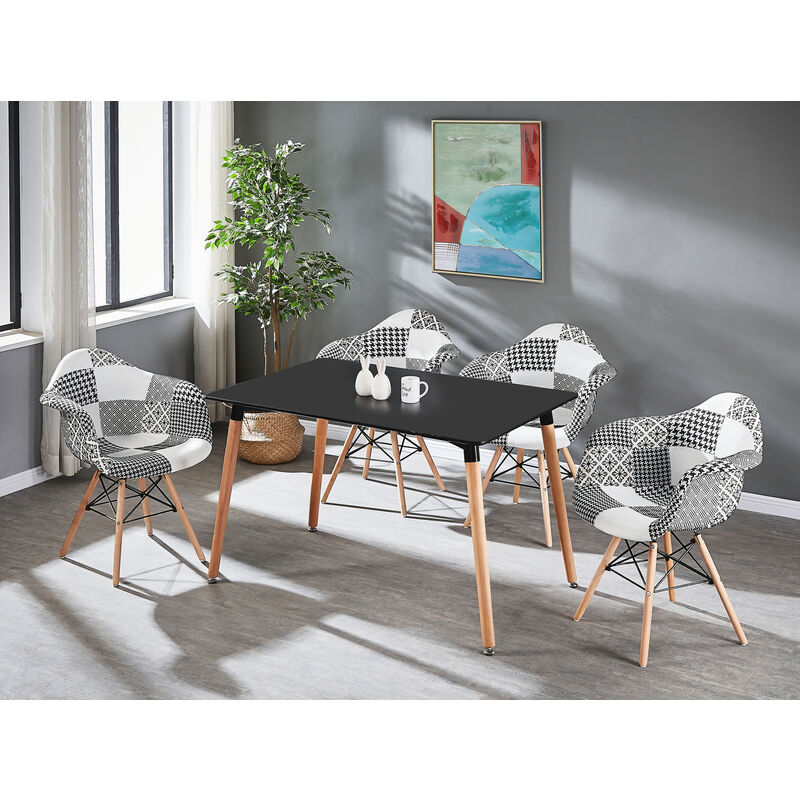 Life Interiors - Table à Manger Noire + 4 Chaises à Accoudoirs en Tissu Patchwork - Noir & Blanc - Style Scandinave - Noir