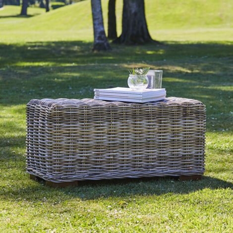 Table basse rectangulaire en kubu naturel