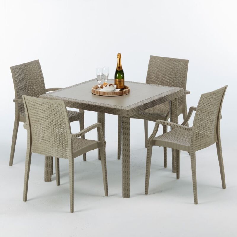 Grand Soleil - Table carrée beige + 4 chaises colorées Poly rotin synthétique Elegance Chaises Modèle: Bistrot Arm Beige Juta