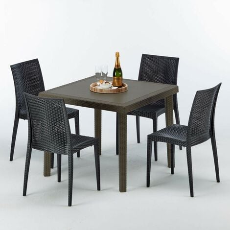 Table carrée et 4 chaises colorées Poly-rotin résine 90x90 marron