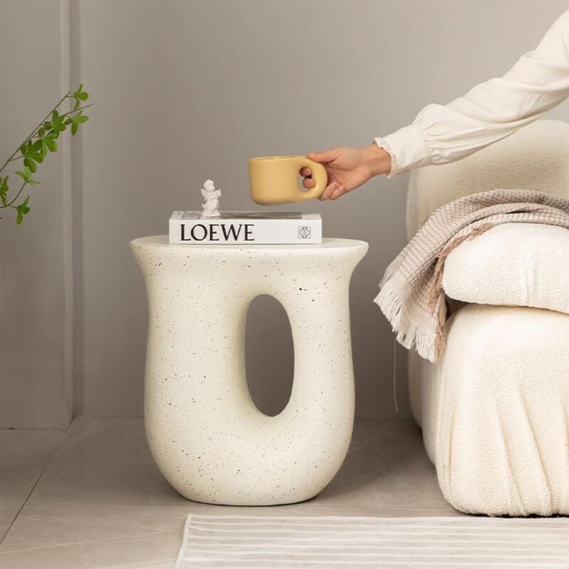 Unho - Table d'Appoint Canapé Salon Blanc: Petite Table Bout de Fauteuil en Béton U-Forme Meuble d'Appoint Art Scandinave pour Chevet Jardin