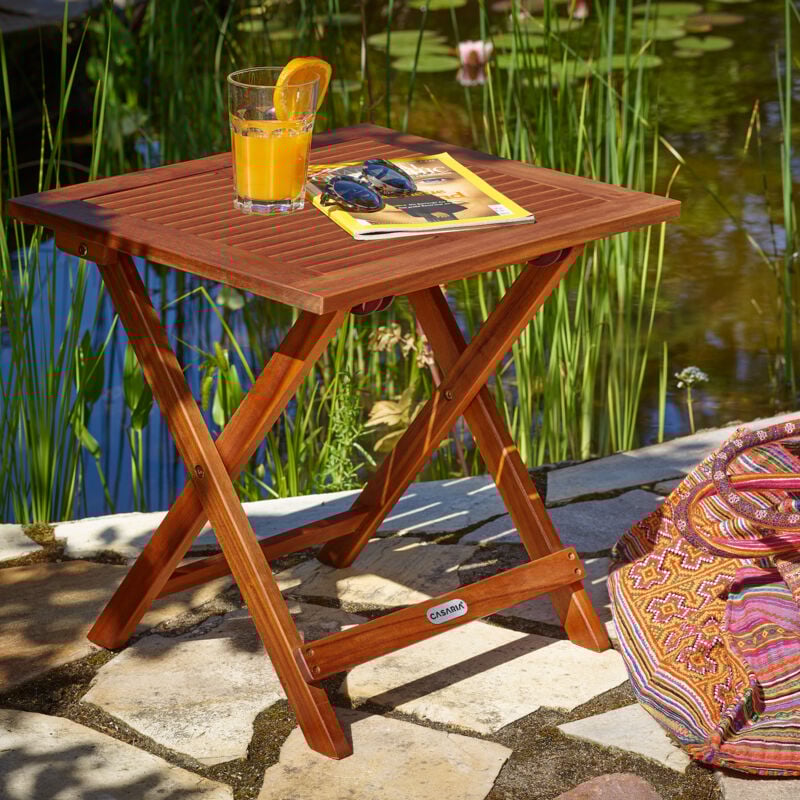 Casaria® Table d'appoint pliante en bois d'acacia 70x70x73cm Table basse carrée pliable extérieur jardin camping