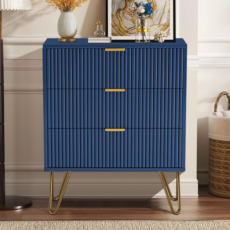 Table de chevet à trois niveaux 60 cm, décor rayé texturé, avec poignées dorées et pieds plaqués or, commode - Bleu foncé