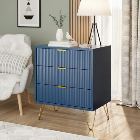 Table de chevet de Scandinave avec 3 tiroirs, panneau texturé verticalement, Pieds plaqués or et poignées en métal - 60x40x70 cm - bleue