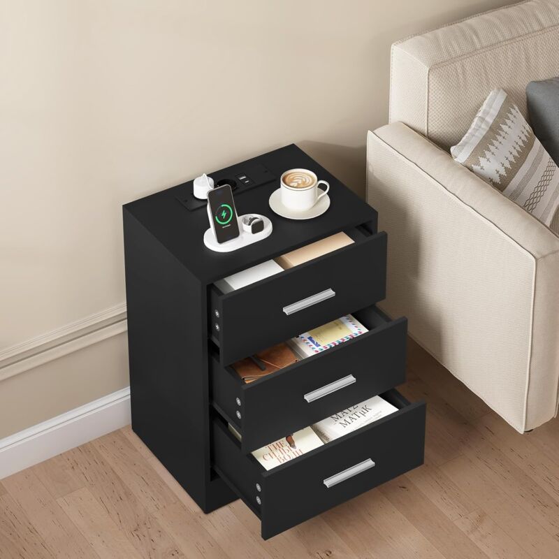 Woltu - Table de Chevet Table d'Appoint, avec Prise Intégrée, Station de Charge, 2 Prises ac, 1 Port usb, 1 Port Type-C, 39x28,5x54,5cm, Noir