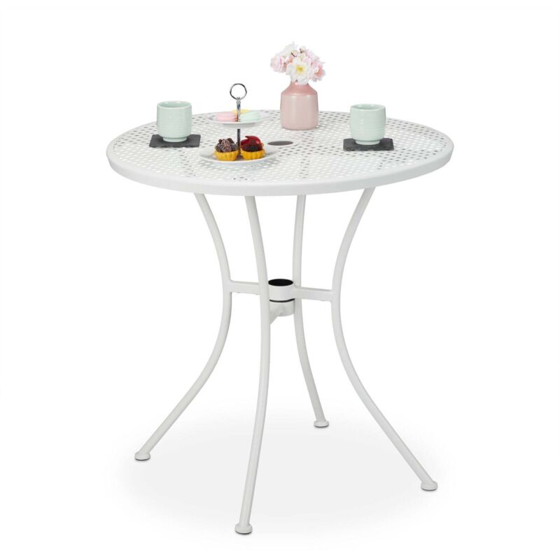 Table de jardin avec trou pour parasol