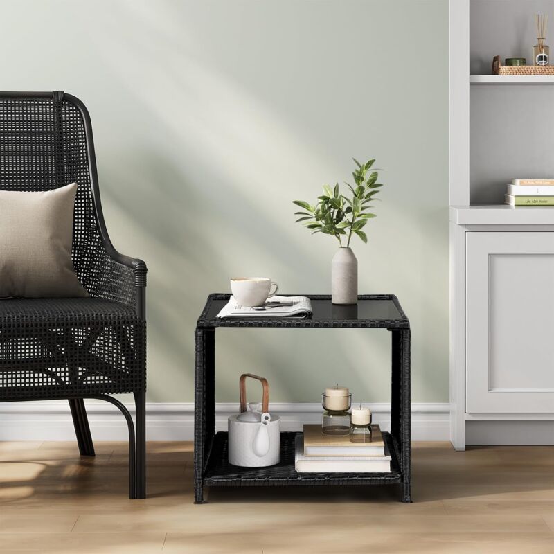 Table de Jardin WOLTU, Table d'Appoint en Rotin PE, avec Plateau en Verre Trempé, Résistante aux Intempéries, Casier Ouvert, 45x45x40cm, Noir