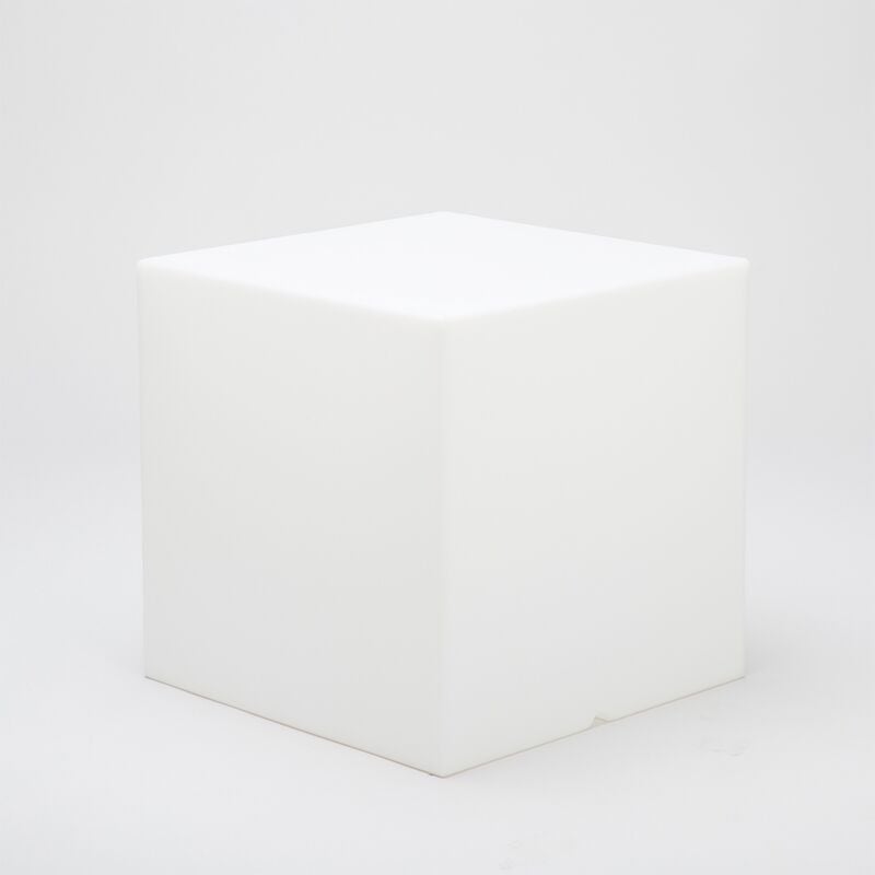 Pufy Siège carré très résistant pour l'intérieur et l'extérieur. Fabriqué en polyéthylène