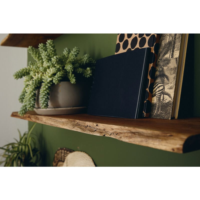 Tablette teck massif huilée 18x15 à 20x900 mm - 3 bords droits - 1 bord naturel irrégulier - à poser sur support mural . Bois massif de plantation,