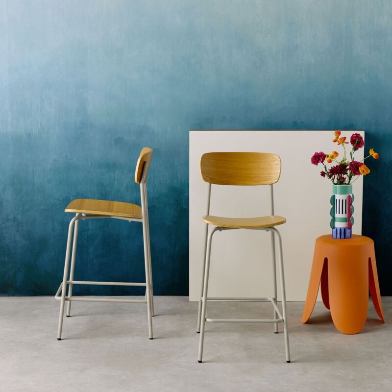 Lot de 2 tabourets de bar vintage contreplaqué avec placage bois et pieds métal L 42.5 x P 50 x H 94cm - Toby Beige / Frêne
