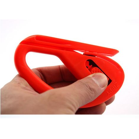 Taglierino con lama di applicazione per taglio del vinile e car wrapping