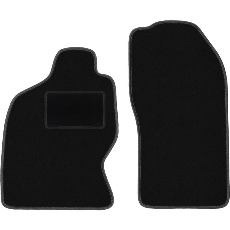 Tapis avant noirs pour Nissan Terrano II 0 (1993-2005)