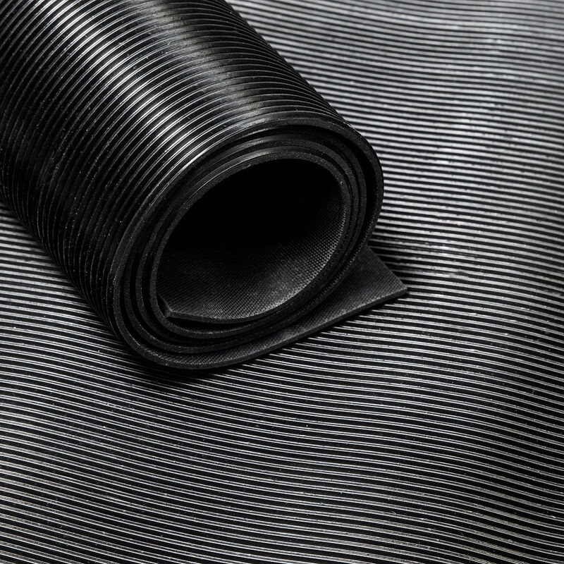 Tapis caoutchouc strié 3 mm - largeur 180 cm (par mètre linéaire) - Par mètre linéaire - Noir
