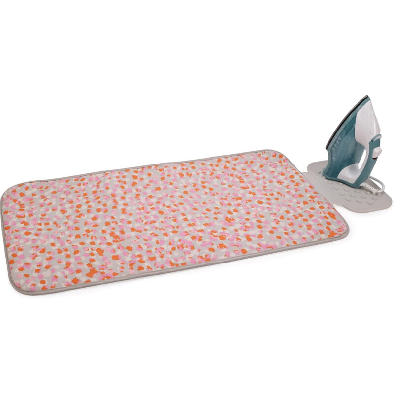 Tapis de repassage pliable Joseph Joseph Swift 90 x 47 cm, tapis de repassage en silicone intégré, résistant à la chaleur, idéal pour un repassage